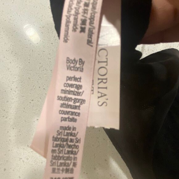 Victoria’s Secret body by Victoria perfect coverage minimizer bra size 34G - Picture 7 of 9